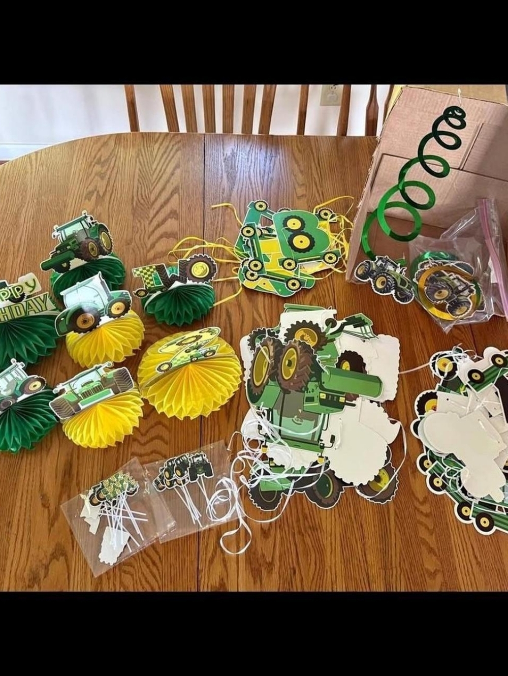 John Deere Green & Yellow Tractor Party Decorations